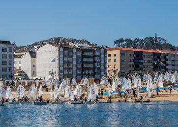 Baiona firma una jornada en blanco en el  Campeonato Gallego de Optimist