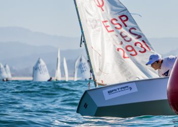 Pablo Rodríguez, del Náutico de Rodeira,  en cabeza del gallego de Optimist
