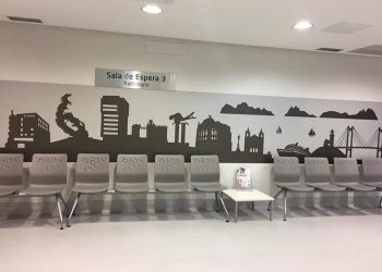 Los símbolos de Vigo ya decoran el Hospital Vithas