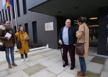 El padre de Déborah Fernández declara por primera vez en el juzgado