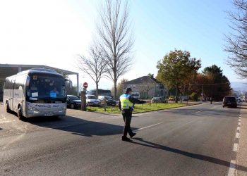 Ponteareas dotará de semáforo e paso de peóns á N-120 no IES O Barral