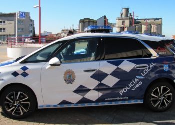 Auxilian en un piso de Vigo a una sexagenaria que se cortó el cuello al sufrir una caída