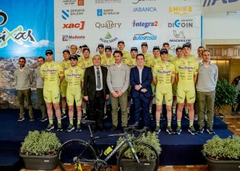 El Vigo-Rías Baixas se presenta a lo grande en Baiona