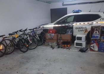 Desarticulan en A Guarda un grupo especializado en robos en garajes y viviendas