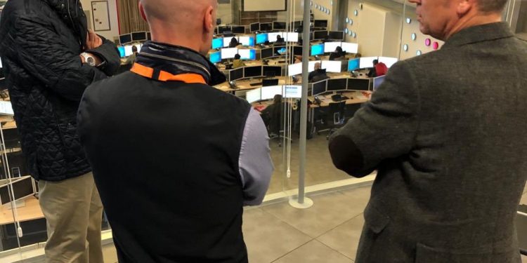 O teléfono gratuíto de información sobre coronavirus amplía os seus horarios