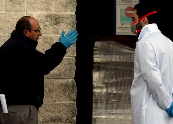 Una quincena de empresas y particulares donan productos al Concello de Vigo ante la crisis sanitaria