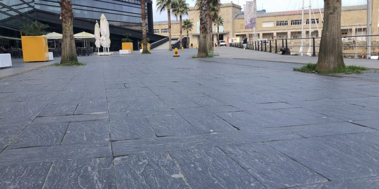 El abandono del paseo marítimo de Vigo