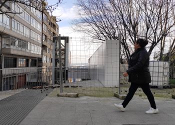 El Concello de Vigo espera poner en marcha el ascensor del parque Cela en mayo