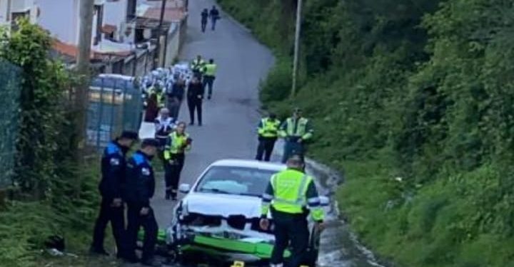 Mueren dos motoristas en un accidente de tráfico en Cangas
