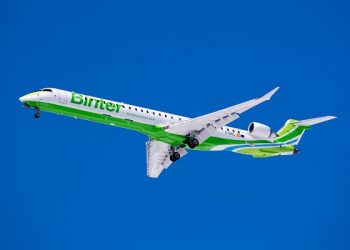 Binter lanza una promoción para volar entre Vigo y Canarias en mayo, junio y julio