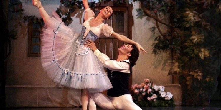 El teatro García Barbón cancela funciones de teatro, ballet y música