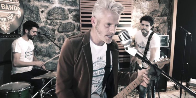 Mon Band presenta en Vigo su primer disco, en el que colaboran Iván Ferreiro y Eladio Santos