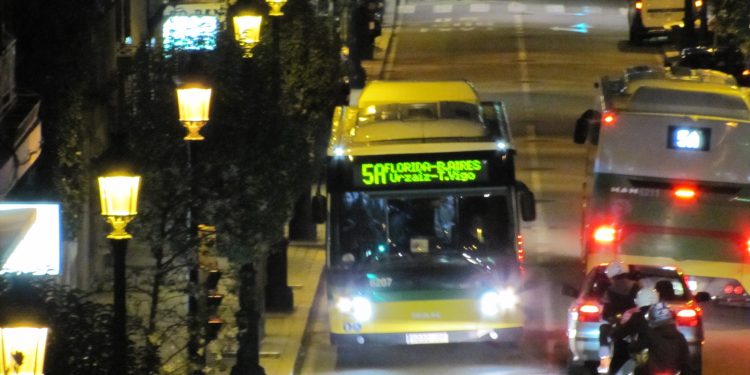 Los conductores de Vitrasa darán una tarjeta monedero durante los primeros días sin efectivo