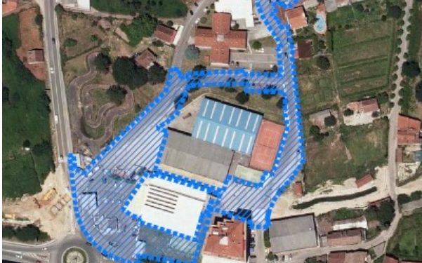 Ponteareas licita a humanización da contorna do pavillón Álvaro Pino e do centro de saúde