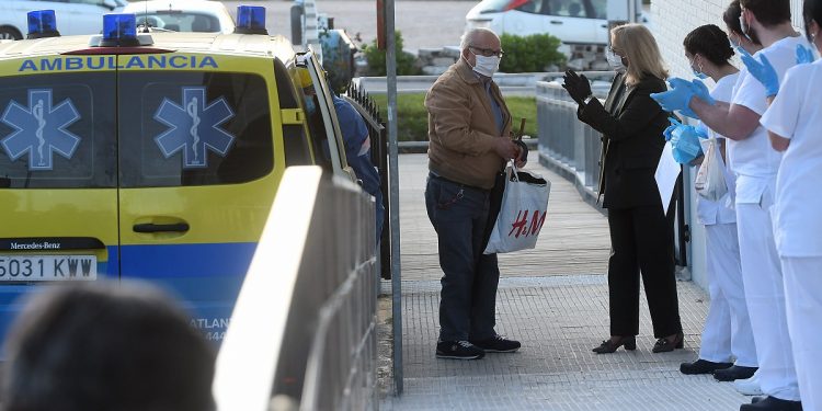 Patos ya acoge a cuatro de los 58 mayores de DomusVi Barreiro que dieron negativo