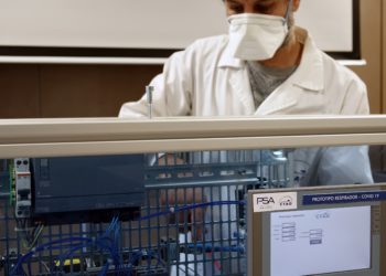 PSA Vigo y el CTAG colaboran con Bionix para desarrollar equipos de respiración para contagiados