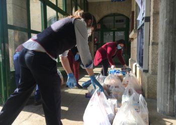 Unha doante anónima permite repartir produtos cárnicos a  55 familias vulnerables en Nigrán