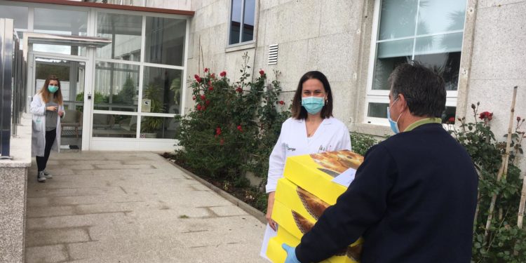 Nigrán reparte roscas nas cinco residencias do municipio e no centro de saúde