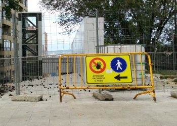 Comienzan las obras en la pasarela y el ascensor del parque Cela, que durarán dos meses