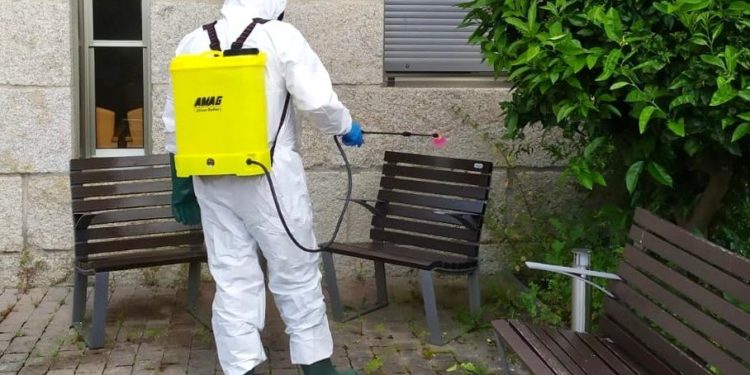 O consorcio contra incendios da Deputación incorpórase ás tarefas de desinfección