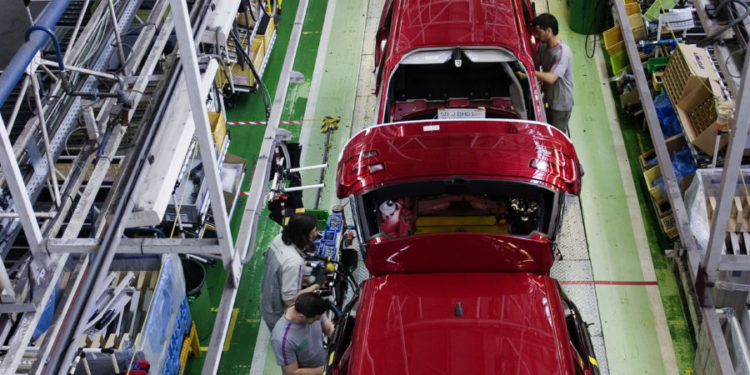 PSA reduce sus ingresos un 15,5% y posterga su vuelta al trabajo hasta nuevo aviso