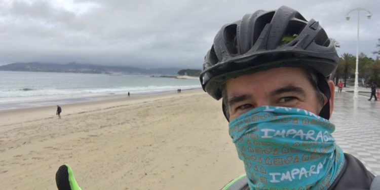 Vigo retoma el pulso con paseos, bicicletas y «runners»