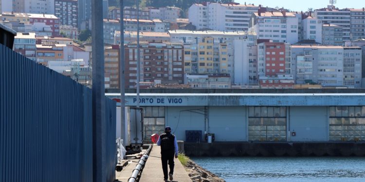 El Puerto de Vigo priorizará el teletrabajo y atenderá con cita previa en la Fase 2