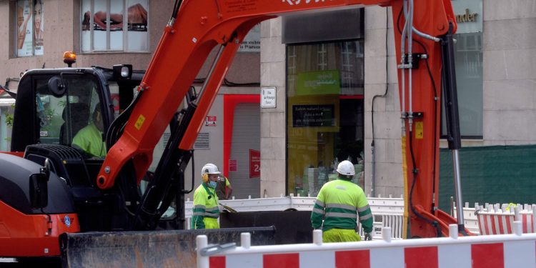 El Concello de Vigo suspende temporalmente las obras en la Porta do Sol