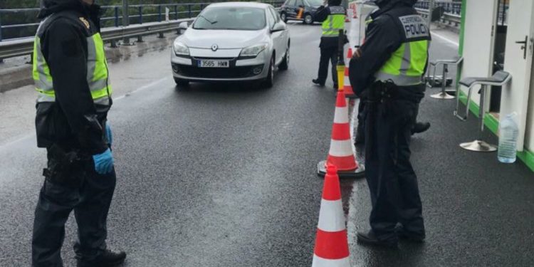 O concellos do Baixo Miño reclaman que se abran novos pasos fronteirizos con Portugal