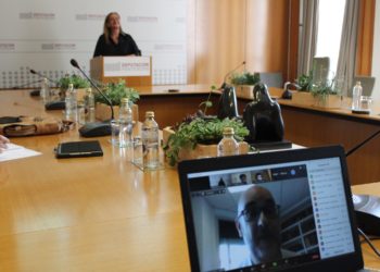 Deputación e Galaxia crean a primeira Escola de Letras de Galicia