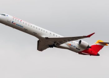 Air Nostrum cancela el regreso de cuatro rutas al aeropuerto de Vigo