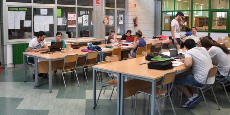 Tres programas de simultaneidade e catro mestrados, novidades da oferta da UVigo para o vindeiro curso