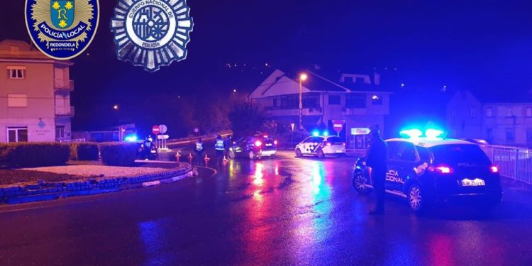 Recuperan en Redondela un coche robado en Vigo con el que se atracó una farmacia