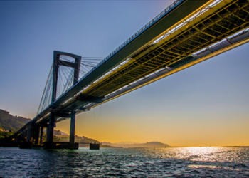 Persiguen por la ría de Vigo a una pareja que había robado una fueraborda en Moaña