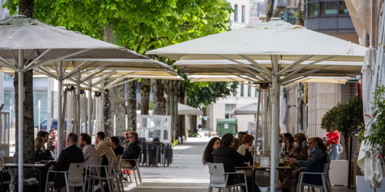 A Xunta destina 16 millóns a autónomos e pemes para medidas de protección co programa Reactiva Comercio, Turismo e Servizos