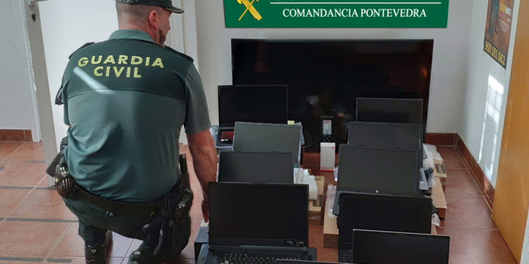 Detenido un vigués por robar ordenadores en la empresa de transporte en la que trabajaba