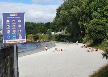 Así se estrenó el verano en las playas de Vigo: con cuadrículas y sin ellas
