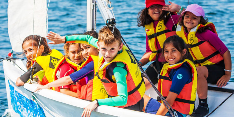 El Monte Real de Baiona adapta sus cursos de vela de verano a la situación sanitaria