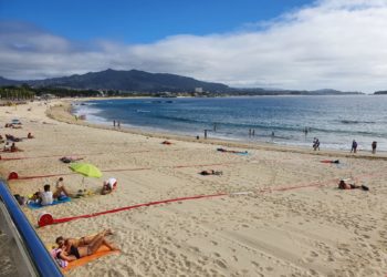 Así se estrenó el verano en las playas de Vigo: con cuadrículas y sin ellas