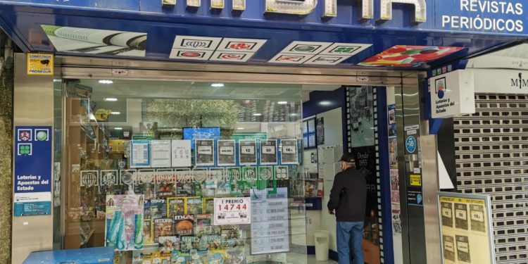 Suerte por partida doble en Vigo: toca un primer premio de Lotería Nacional y un segundo de Bonoloto