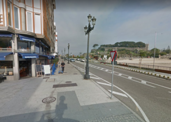 Baiona suma unha das súas principais rúas ás semipeonalizacións das fins de semana