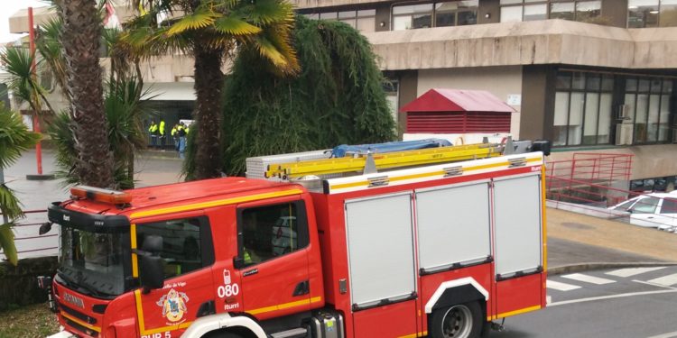 Vigo cambia las pruebas físicas de las oposiciones a bombero: serán diferentes para hombres y mujeres