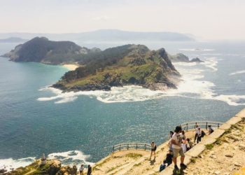 Las islas Cíes suman este miércoles un nuevo puerto de partida