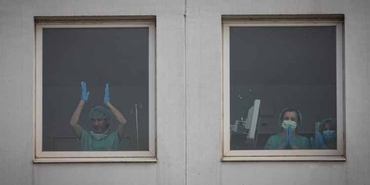 El área sanitaria de Vigo da de alta a su último paciente hospitalizado por Covid-19