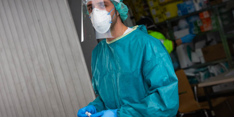 Vigo reduce a casi la mitad sus casos activos de Covid-19 y se sitúa en niveles del 15 de marzo