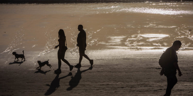 La ola de calor activa la alerta amarilla por altas temperaturas en trece municipios del área de Vigo