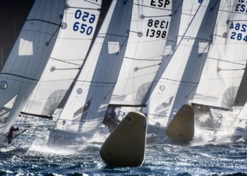 La flota nacional de J70 vuelve al agua en Vigo tras el parón por Covid-19