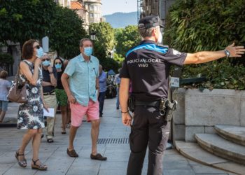 A xornada electoral en Galicia comeza sen incidentes e con máis participación que en 2016