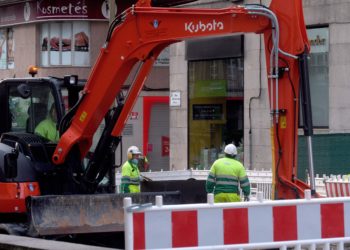 Caballero promete investir 1.000 millóns en tres anos para reactivar Vigo tras a pandemia