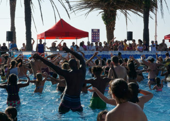 La campaña ‘Mójate por la Esclerosis Múltiple’ celebra su edición más digital